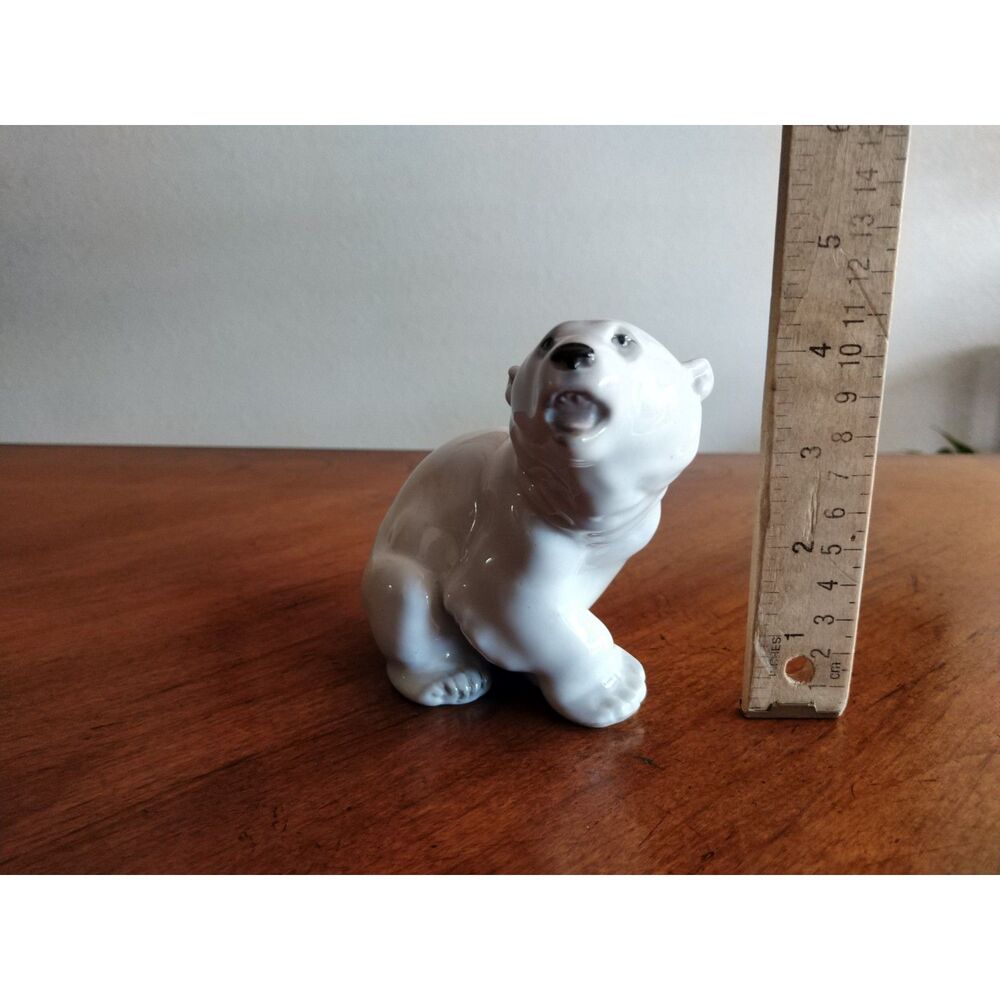 Damage* Vintage Lomonosov Porcelain (LFZ) Polar Bear Figurine 4.5" White - Picture 3 of 11